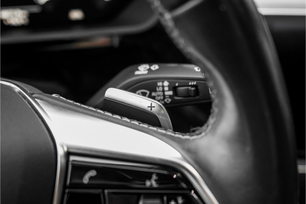 Audi e-tron 55 Quattro Advanced Pro Line+ 95 kWh S-Line Zwart Optiek Pano ACC HUD Trekhaak