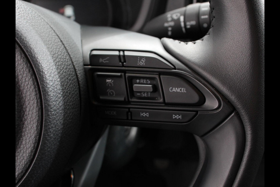 Toyota Aygo X 1.0 VVT-i S-CVT Automaat Trend | Navigatie | Apple Carplay/Android Auto | Climate Control | Cruise Control Adaptive | 17"Lichtmetalen velgen | Camera