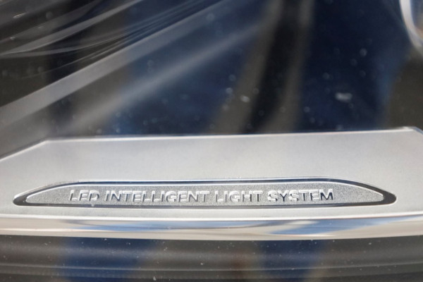 Mercedes-Benz Vito 114 CDI 136pk Compact 9G Automaat 2x Schuifdeur/LED/Camera/Inrichting 09-2022