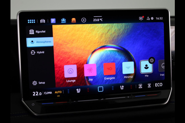 Volkswagen Tiguan 1.5 eHybrid R-Line Edition 272PK | Panoramadak | Camera | Wegklapbare trekhaak | Verlengde garantie