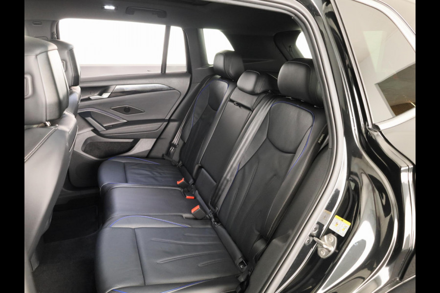 Volkswagen Tiguan 1.5 eHybrid R-Line Edition 272PK | Panoramadak | Camera | Wegklapbare trekhaak | Verlengde garantie