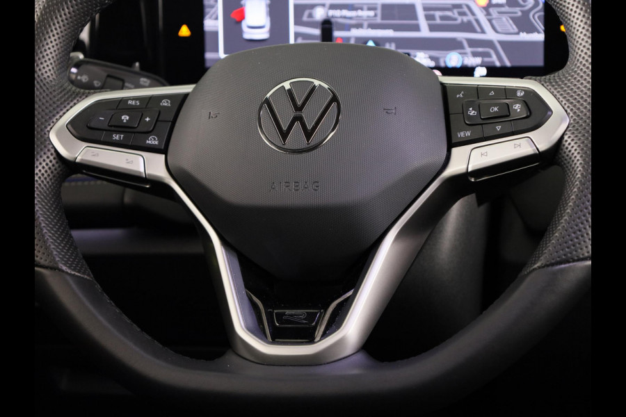 Volkswagen Tiguan 1.5 eHybrid R-Line Edition 272PK | Panoramadak | Camera | Wegklapbare trekhaak | Verlengde garantie