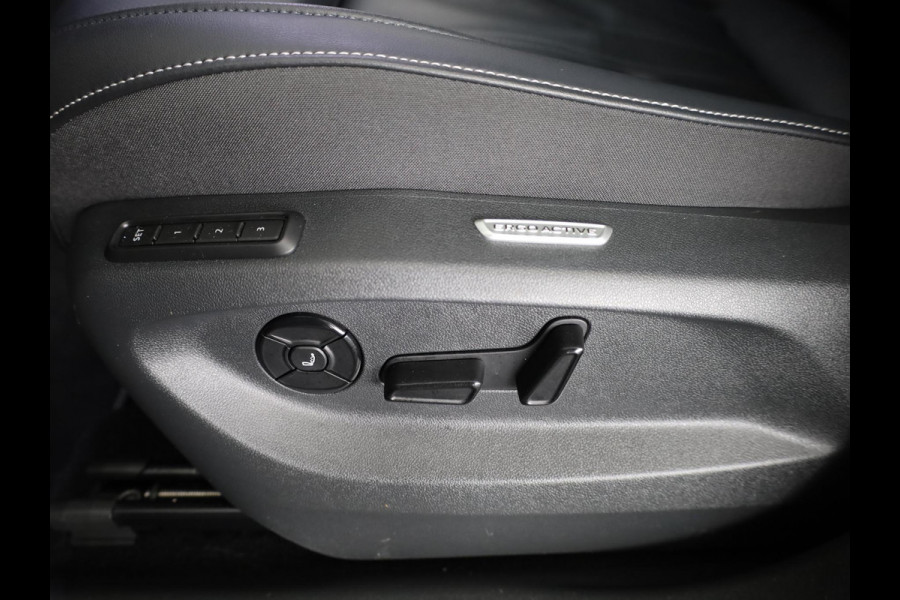 Volkswagen Tiguan 1.5 eHybrid R-Line Edition 272PK | Panoramadak | Camera | Wegklapbare trekhaak | Verlengde garantie