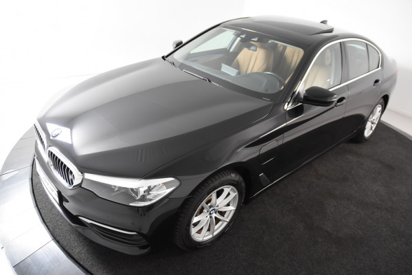 BMW 5 Serie 530e Limosine *1ste Eigenaar*Leer*Schuifdak*Navigatie*Camera*