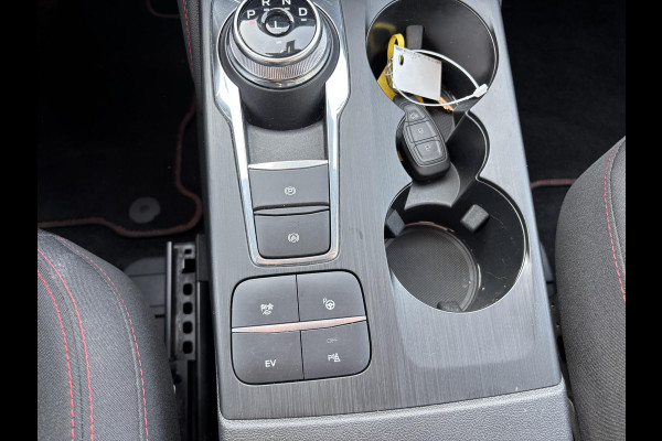 Ford Kuga 2.5 PHEV ST-Line 225pk | Trekhaak afneembaar | Adaptive cruise control | Winter Pack | Dodehoeksensoren | Achteruitrijcamera | Elektrische Achterklep