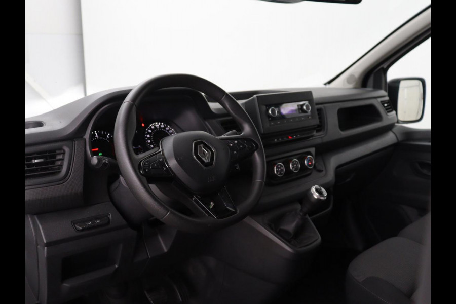 Renault Trafic 2.0 dCi T29 L1H1 Comfort | Trekhaak | Airco | Bluetooth | Parkeerhulp | Camera | Full LED | Cruise control | 3 Persoons