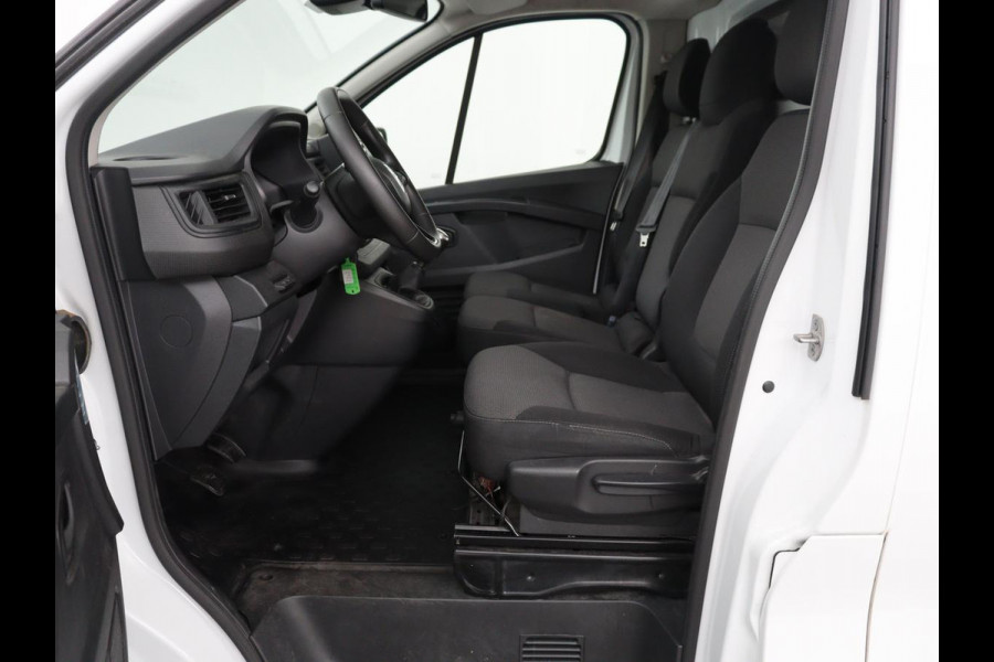Renault Trafic 2.0 dCi T29 L1H1 Comfort | Trekhaak | Airco | Bluetooth | Parkeerhulp | Camera | Full LED | Cruise control | 3 Persoons