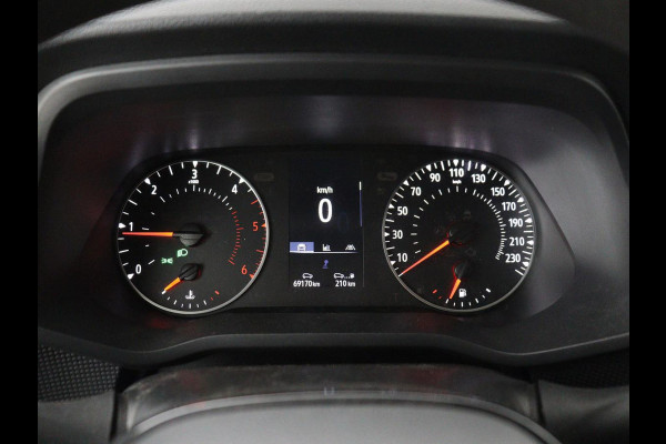 Renault Trafic 2.0 dCi T29 L1H1 Comfort | Trekhaak | Airco | Bluetooth | Parkeerhulp | Camera | Full LED | Cruise control | 3 Persoons