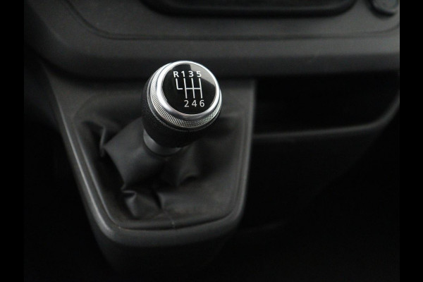 Renault Trafic 2.0 dCi T29 L1H1 Comfort | Trekhaak | Airco | Bluetooth | Parkeerhulp | Camera | Full LED | Cruise control | 3 Persoons