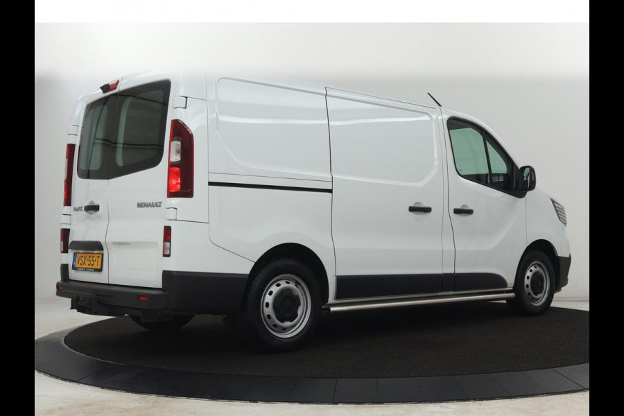 Renault Trafic 2.0 dCi T29 L1H1 Comfort | Trekhaak | Airco | Bluetooth | Parkeerhulp | Camera | Full LED | Cruise control | 3 Persoons