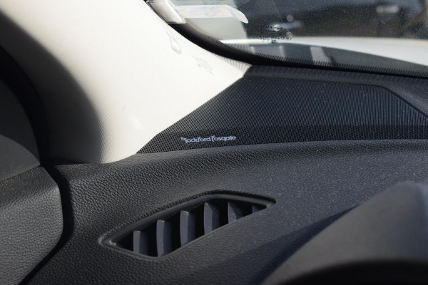 Mitsubishi Eclipse Cross 1.5 DI-T Pure | Trekhaak | Pano | Leer | HUD