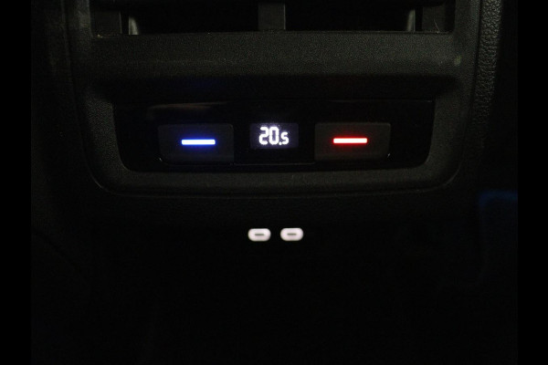 Volkswagen Golf 1.4 eHybrid GTE | Panoramadak | Stoelverwarming | Adaptive cruise | Carplay | Sfeerverlichting | Keyless | 18'' | Navigatie | Sportstoelen | Parkeerhulp | PHEV | Plug In