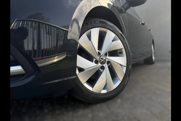 Volkswagen Golf Variant 1.5 TSI Style ERGOACTIVE / IQ LIGHT / KEYLESS START & GO / ALCANTARA / CARPLAY / NAVI / MASSAGE / ACC