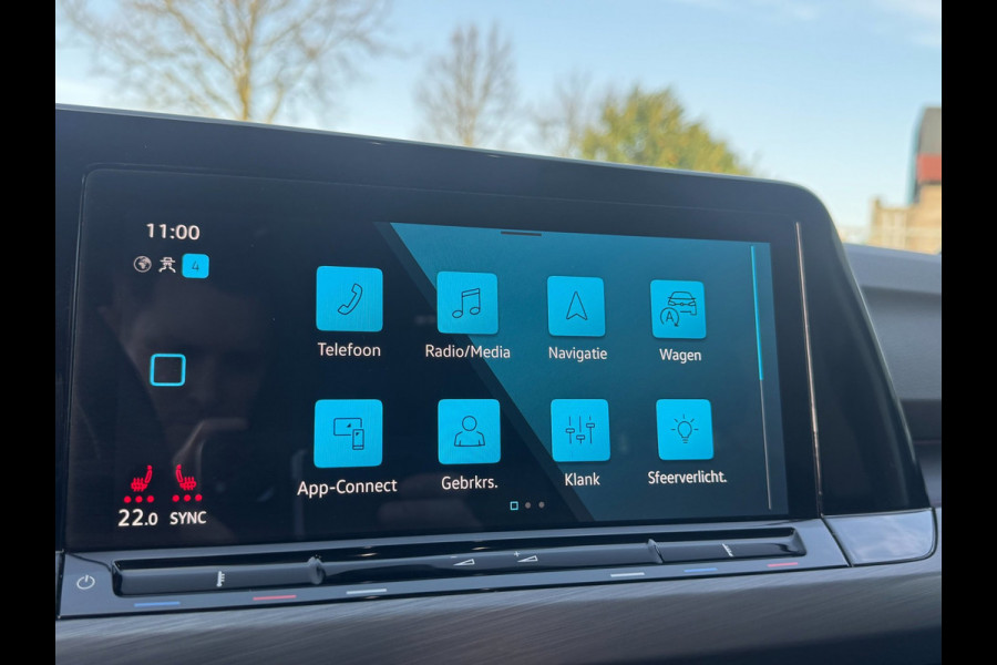 Volkswagen Golf Variant 1.5 TSI Style ERGOACTIVE / IQ LIGHT / KEYLESS START & GO / ALCANTARA / CARPLAY / NAVI / MASSAGE / ACC