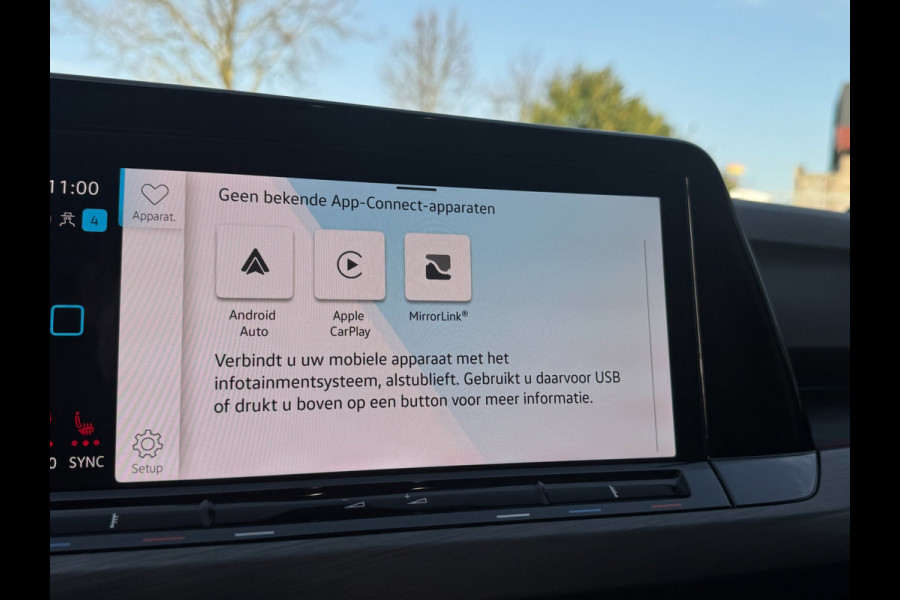 Volkswagen Golf Variant 1.5 TSI Style ERGOACTIVE / IQ LIGHT / KEYLESS START & GO / ALCANTARA / CARPLAY / NAVI / MASSAGE / ACC