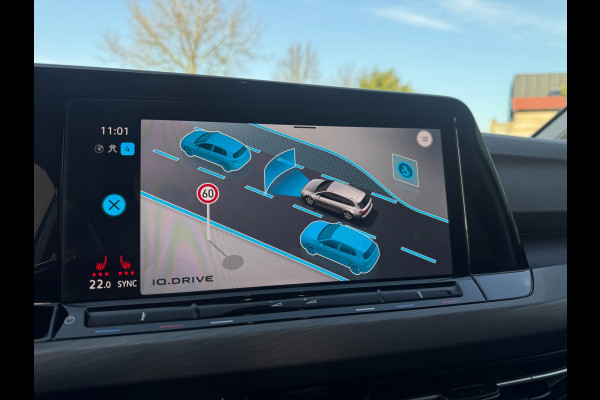 Volkswagen Golf Variant 1.5 TSI Style ERGOACTIVE / IQ LIGHT / KEYLESS START & GO / ALCANTARA / CARPLAY / NAVI / MASSAGE / ACC