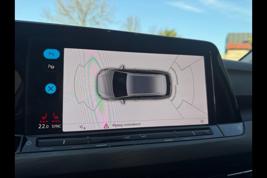 Volkswagen Golf Variant 1.5 TSI Style ERGOACTIVE / IQ LIGHT / KEYLESS START & GO / ALCANTARA / CARPLAY / NAVI / MASSAGE / ACC