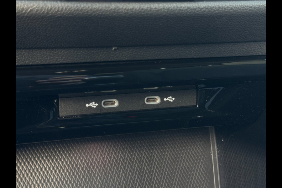 Volkswagen Golf Variant 1.5 TSI Style ERGOACTIVE / IQ LIGHT / KEYLESS START & GO / ALCANTARA / CARPLAY / NAVI / MASSAGE / ACC