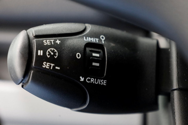 Peugeot Expert 1.5 BlueHDI 102pk Koelwagen/Vriezer 12V+230V 04-2022