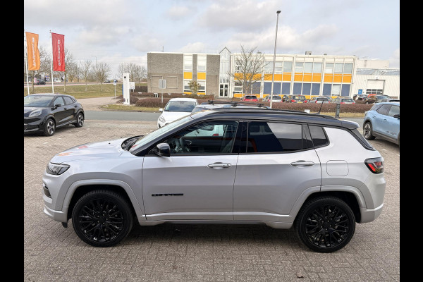 Jeep Compass 4xe 240 Plug-in Hybrid Electric Trailhawk Afneembare trekhaak | Achteruitrij camera | Leder bekleding |
