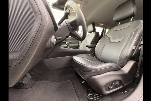 Jeep Compass 4xe 240 Plug-in Hybrid Electric Trailhawk Afneembare trekhaak | Achteruitrij camera | Leder bekleding |