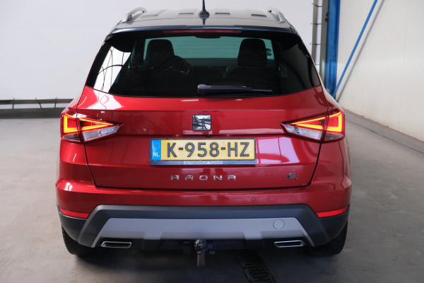 Seat Arona 1.0 TSI FR Business Intense Plus - N.A.P. Airco, Navi, Carplay, Camera, Virtual Cockpit, Trekhaak.