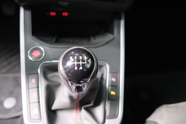 Seat Arona 1.0 TSI FR Business Intense Plus - N.A.P. Airco, Navi, Carplay, Camera, Virtual Cockpit, Trekhaak.