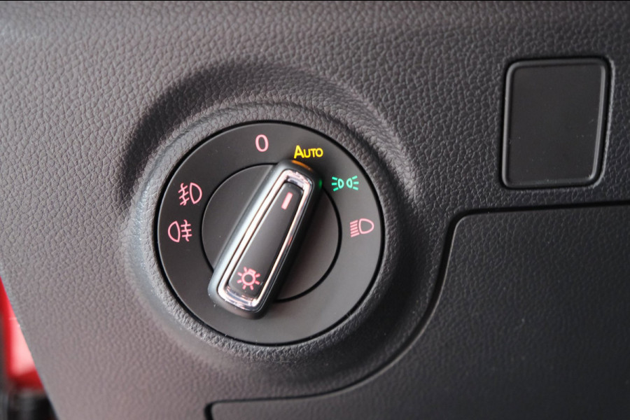 Seat Arona 1.0 TSI FR Business Intense Plus - N.A.P. Airco, Navi, Carplay, Camera, Virtual Cockpit, Trekhaak.