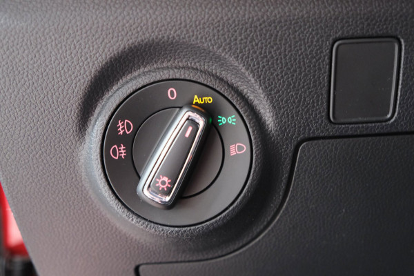 Seat Arona 1.0 TSI FR Business Intense Plus - N.A.P. Airco, Navi, Carplay, Camera, Virtual Cockpit, Trekhaak.