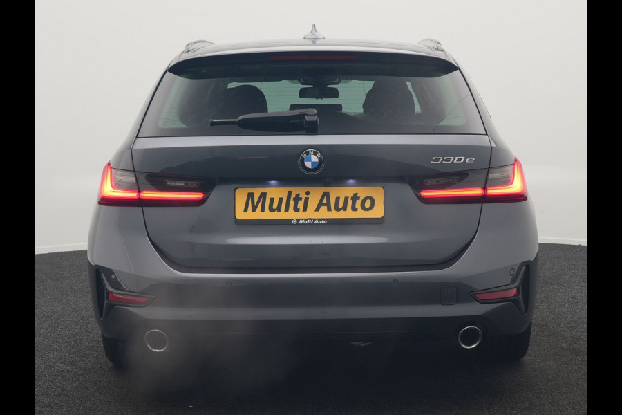 BMW 3 Serie Touring 330e Sportline Plug In Hybrid 293pk Dealer O.H. PHEV | Trekhaak Af Fabriek | Panodak | Head Up | Adaptive Cruise | 360 Camera | Laser LED | Harman / Kardon | Lederen Sportstoelen Verwarmd | Stuur Verwarmd | Sfeerverlichting | Keyless |