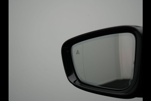 BMW 3 Serie Touring 330e Sportline Plug In Hybrid 293pk Dealer O.H. PHEV | Trekhaak Af Fabriek | Panodak | Head Up | Adaptive Cruise | 360 Camera | Laser LED | Harman / Kardon | Lederen Sportstoelen Verwarmd | Stuur Verwarmd | Sfeerverlichting | Keyless |