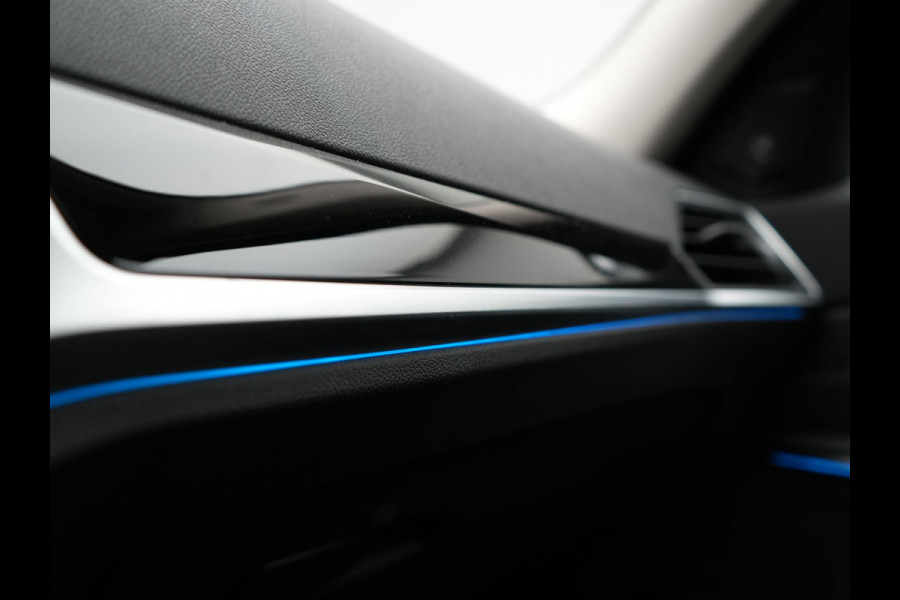 BMW 3 Serie Touring 330e Sportline Plug In Hybrid 293pk Dealer O.H. PHEV | Trekhaak Af Fabriek | Panodak | Head Up | Adaptive Cruise | 360 Camera | Laser LED | Harman / Kardon | Lederen Sportstoelen Verwarmd | Stuur Verwarmd | Sfeerverlichting | Keyless |