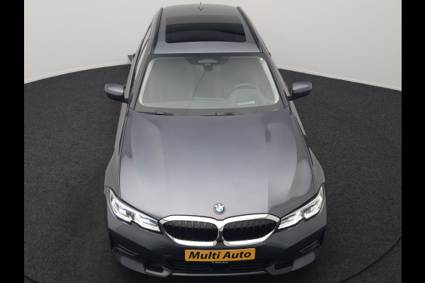 BMW 3 Serie Touring 330e Sportline Plug In Hybrid 293pk Dealer O.H. PHEV | Trekhaak Af Fabriek | Panodak | Head Up | Adaptive Cruise | 360 Camera | Laser LED | Harman / Kardon | Lederen Sportstoelen Verwarmd | Stuur Verwarmd | Sfeerverlichting | Keyless |