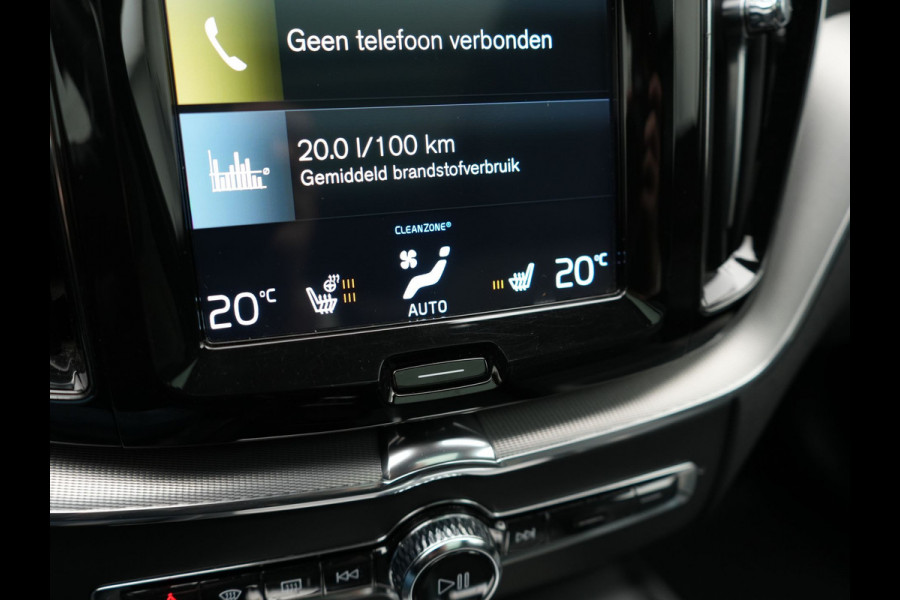 Volvo XC60 T6 AWD R-Design Plug In Hybrid 350pk Dealer O.H. PHEV | Panodak | Adaptive Cruise | Camera | Lederen Sportstoelen Memory & Verwarmd | Harman / Kardon | Stuur Verwarmd | 21"L.M | Apple Carplay | Keyless | Blis | Navigatie | DAB |