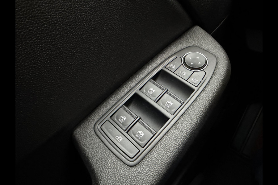 Renault Clio 1.6 E-Tech Hybrid 140 Zen / Automaat / Navigatie / Carplay / Keyless start