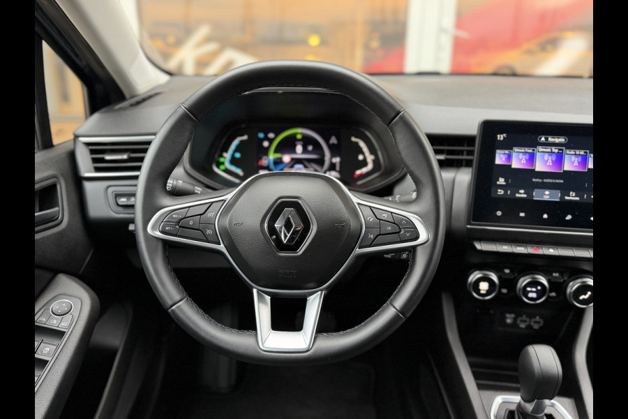 Renault Clio 1.6 E-Tech Hybrid 140 Zen / Automaat / Navigatie / Carplay / Keyless start