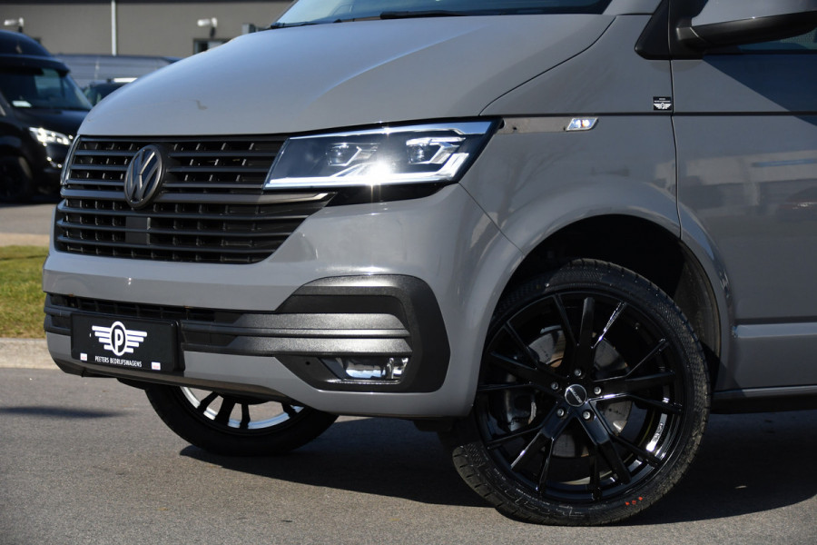 Volkswagen Transporter 2.0 TDI L2H1 32 DC Bulli Virtual, Adaptieve Cruise, Carplay, LED, Stoelverwarming, 204pk, Trekhaak, Automaat, NAVI, Voorruit verwarming, Uniek!