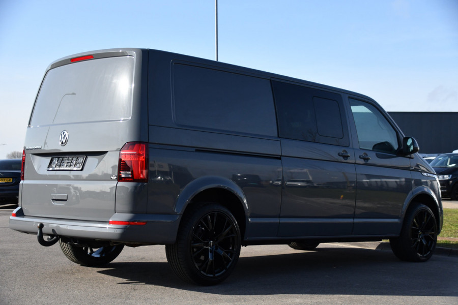 Volkswagen Transporter 2.0 TDI L2H1 32 DC Bulli Virtual, Adaptieve Cruise, Carplay, LED, Stoelverwarming, 204pk, Trekhaak, Automaat, NAVI, Voorruit verwarming, Uniek!