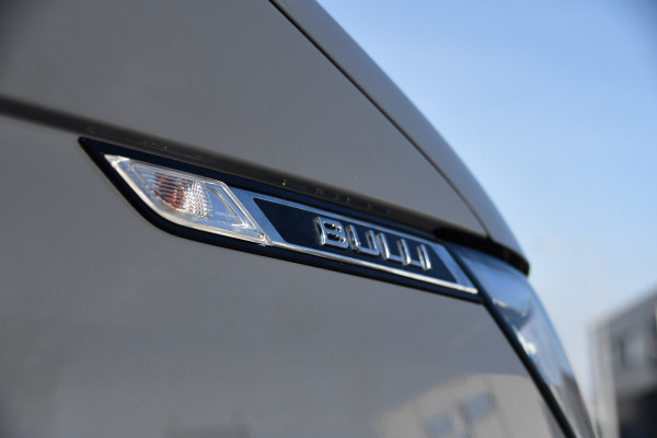 Volkswagen Transporter 2.0 TDI L2H1 32 DC Bulli Virtual, Adaptieve Cruise, Carplay, LED, Stoelverwarming, 204pk, Trekhaak, Automaat, NAVI, Voorruit verwarming, Uniek!