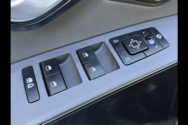 Kia Niro EV Executive 64,8 Kwh SOH100% Stoel/Stuur verwarming/koeling Carplay Camera Pdc