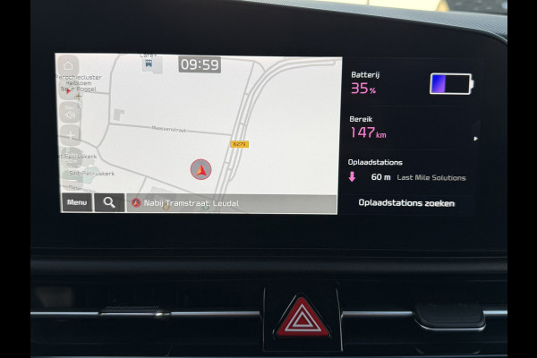 Kia Niro EV Executive 64,8 Kwh SOH100% Stoel/Stuur verwarming/koeling Carplay Camera Pdc