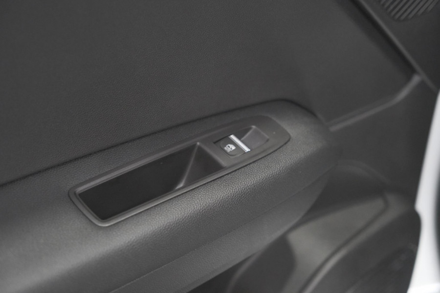 Renault Captur 1.8 E-Tech Full Hybrid 160 Techno | Camera | Winterpakket | Adaptieve Cruise Control | Apple Carplay