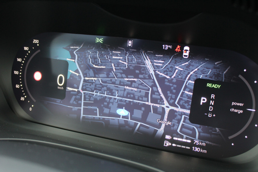 Volvo XC60 2.0 T8 Plug-in hybrid AWD Plus Black Edition | Luchtvering | Trekhaak | 360 Camera | Head-up | H&K