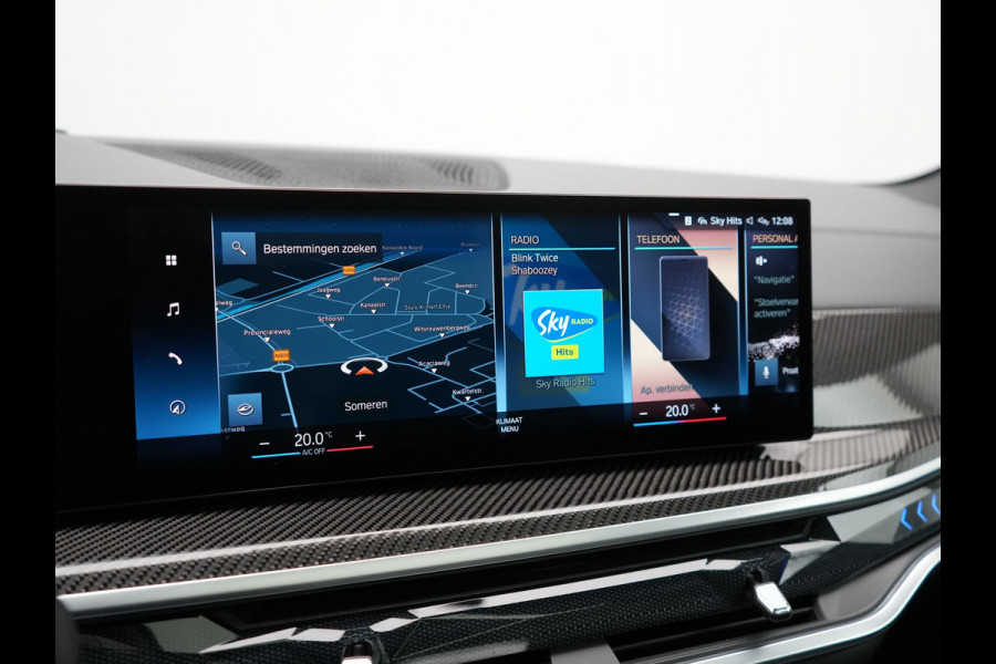 BMW X5 xDrive50e M Sport PRO Plug In Hybrid 490pk Dealer O.H. PHEV | Trekhaak Af Fabriek | Luchtvering | Panodak Skylounge | Adaptive Cruise | 360 Camera | Harman / Kardon | Merino Lederen Sportstoelen Memory & Verwarmd | Bekerhouders Verwarmd & Gekoeld | Stuur Verwarmd | Sfeerverlichting | Keyless | Blis | Navigatie | DAB |