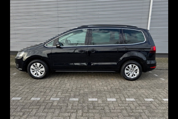 Volkswagen Sharan 1.4 TSI Exclusive Automaat,7Persoons,trekhaak,Carplay,Android,Navigatie,stoelverwarming,parkeersensoren,