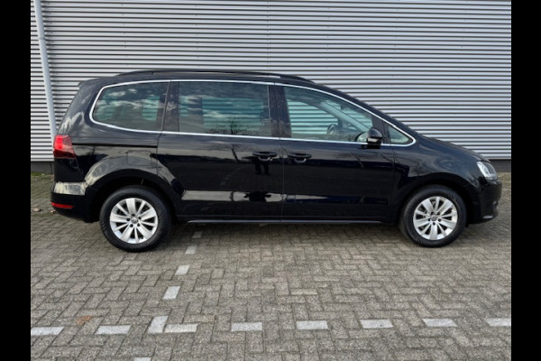 Volkswagen Sharan 1.4 TSI Exclusive Automaat,7Persoons,trekhaak,Carplay,Android,Navigatie,stoelverwarming,parkeersensoren,