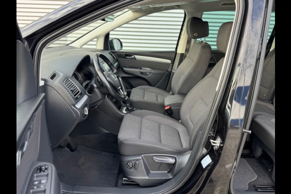 Volkswagen Sharan 1.4 TSI Exclusive Automaat,7Persoons,trekhaak,Carplay,Android,Navigatie,stoelverwarming,parkeersensoren,