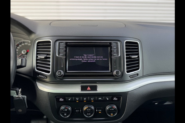 Volkswagen Sharan 1.4 TSI Exclusive Automaat,7Persoons,trekhaak,Carplay,Android,Navigatie,stoelverwarming,parkeersensoren,