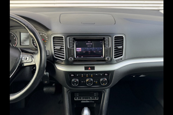 Volkswagen Sharan 1.4 TSI Exclusive Automaat,7Persoons,trekhaak,Carplay,Android,Navigatie,stoelverwarming,parkeersensoren,