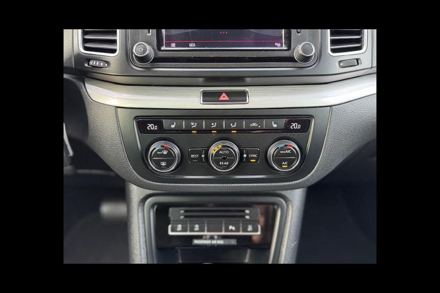 Volkswagen Sharan 1.4 TSI Exclusive Automaat,7Persoons,trekhaak,Carplay,Android,Navigatie,stoelverwarming,parkeersensoren,